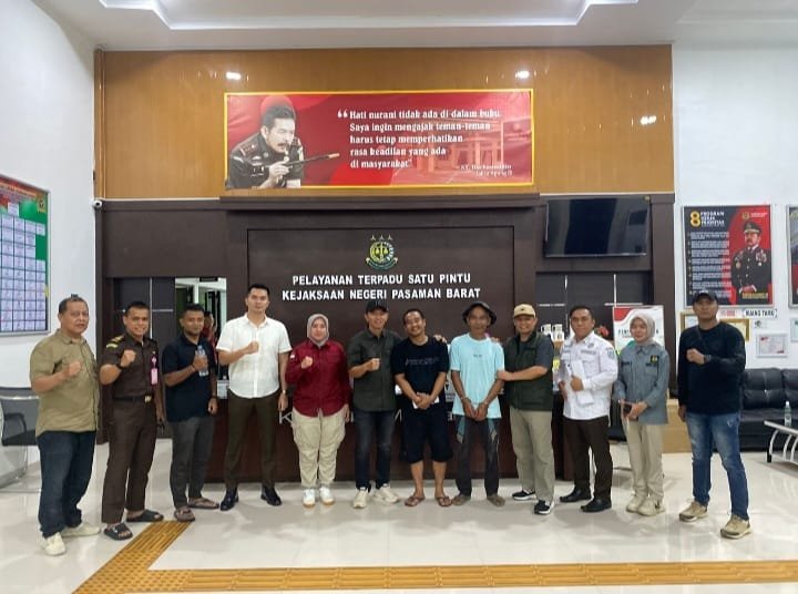 Tim Tabur Kejati Tangkap Dua Terpidana di Pasbar