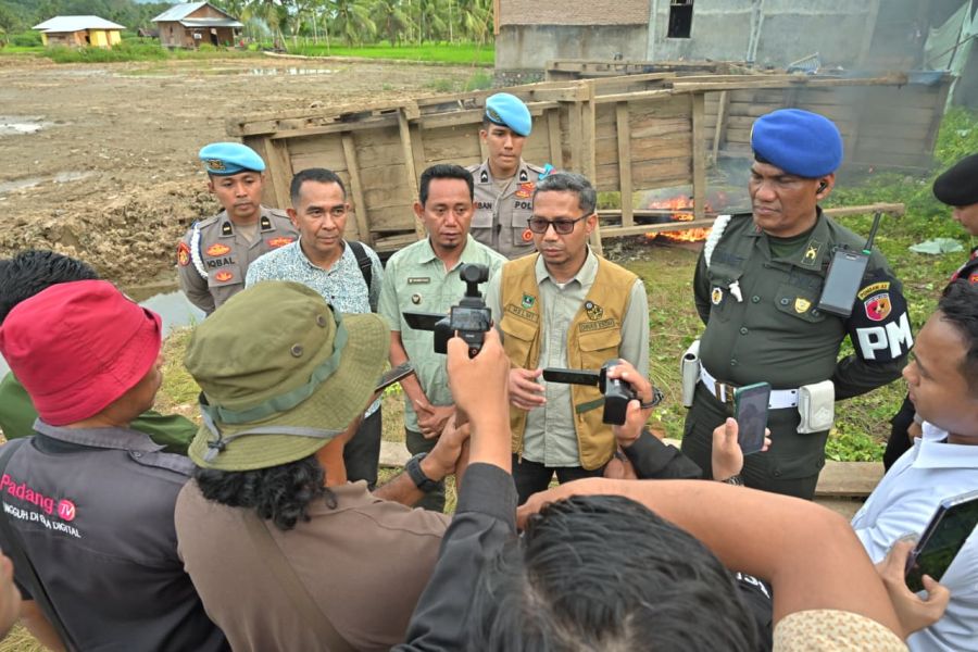 Tim Terpadu Tertibkan PETI di Pasaman, Barang Temuan Dimusnahkan