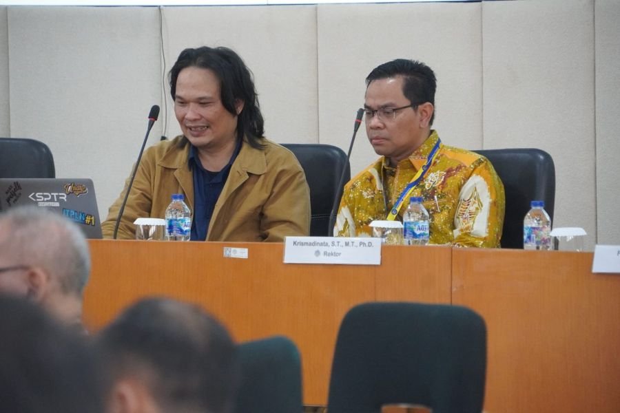 Tingkatkan Kompetensi SDM, UNP Gelar Pelatihan Microsoft AI
