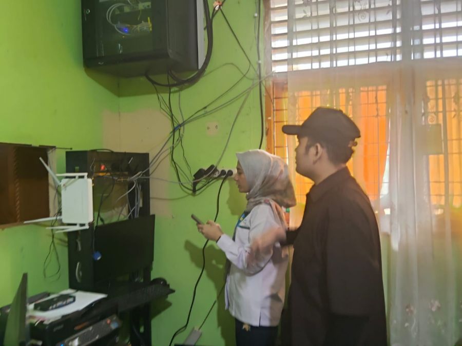 Tingkatkan Kualitas Pendidikan, PLN Icon Plus Evaluasi Layanan Internet di SMK Hasanah Pekanbaru