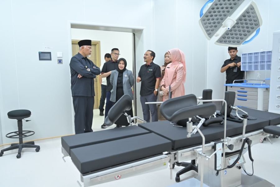 Tinjau Gedung Baru RSU Bunda Padang, Mahyeldi : Bedah Robotik Jadi Lompatan Besar Layanan Kesehatan