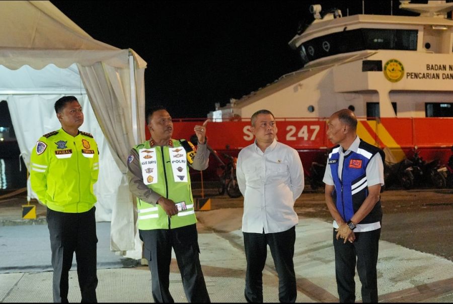 Tinjau Jalur Pelabuhan Merak, Kakorlantas dan Menhub Optimis Lancar