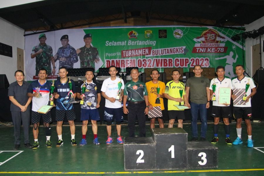 Turnamen Bulutangkis Danrem Cup Resmi Ditutup