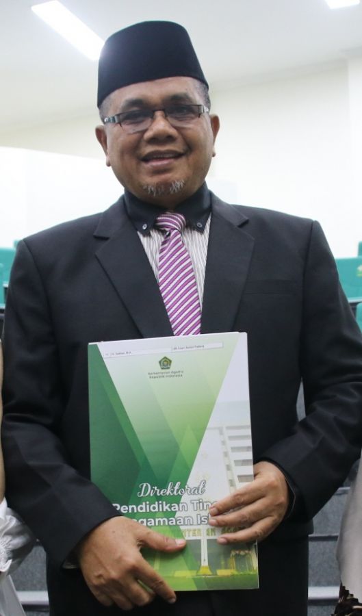 UIN IB Padang Bangga Sambut Guru Besar Ke-20, Prof. DR. Sobhan, M.A