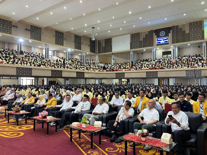 UNP Bekali 5.800 Mahasiswa KKN Sebelum Diterjunkan ke Berbagai Daerah di Sumatera Barat