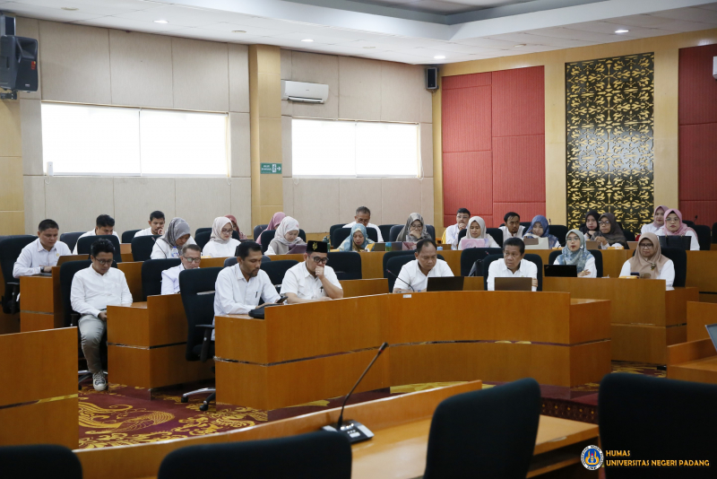 UNP Bekali Dosen Calon Doktor Luar Negeri, Kejar Target 1000 PhD Demi Daya Saing Global