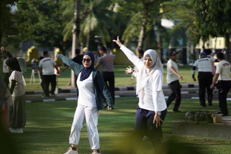 UNP Bugar Pekan Kedua Agustus, Dorong Gaya Hidup Sehat Sivitas dan Masyarakat
