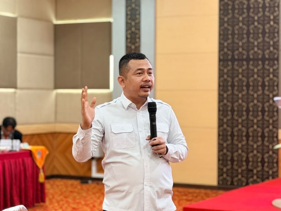 UNP Dorong Kelurahan di Kota Padang Aktif Manfaatkan Media Sosial untuk Informasi Publik