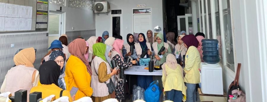 UNP Gagas Gerakan Rumah Sehat, Ibu-Ibu PKK Jadi Garda Terdepan Cegah DBD di Tabing Banda Gadang