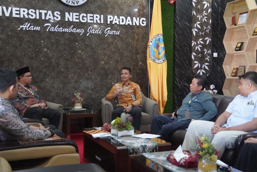 UNP Gelar Dialog JDIH Perguruan Tinggi, Perkuat Tata Kelola Informasi Hukum