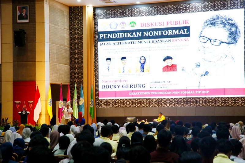 UNP Gelar Diskusi Publik: Pendidikan Nonformal sebagai Alternatif Mencerdaskan Kehidupan Bangsa