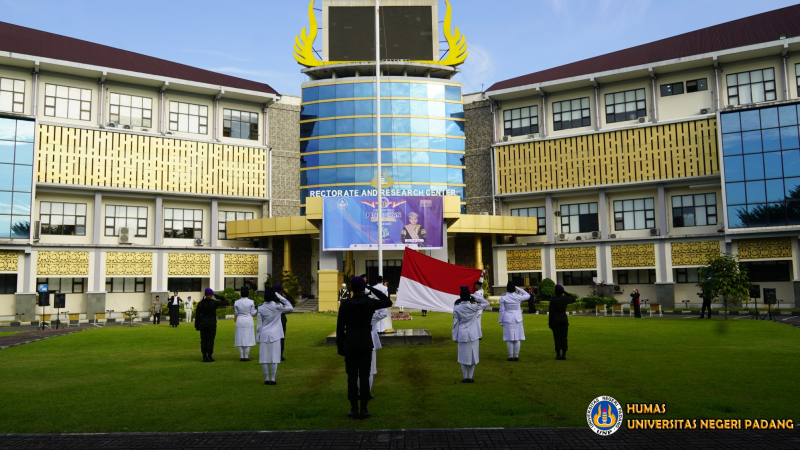 UNP Gelar Upacara Peringatan Hardiknas 2024