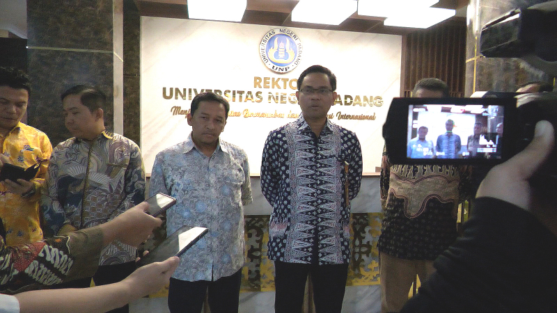 UNP Ikut Serta Drill Gempa Tsunami, Rektor Tegaskan Komitmen Sebagai Kampus Siaga Bencana