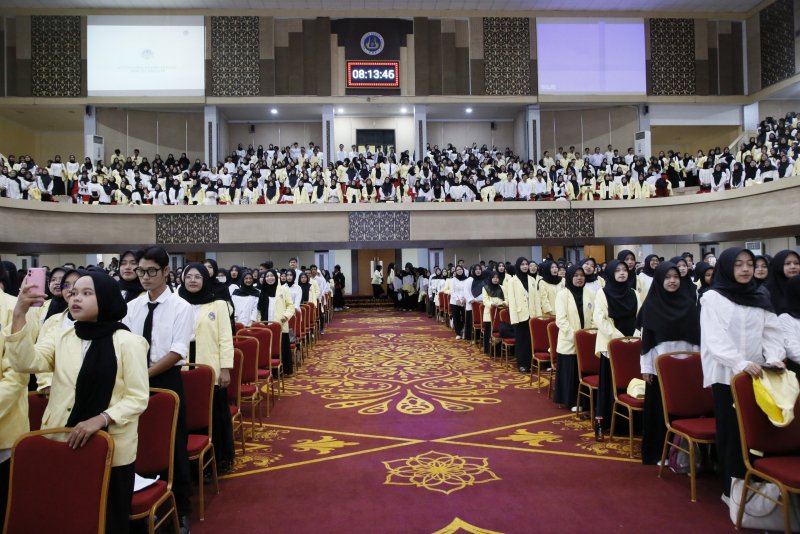 UNP Siapkan Ribuan Mahasiswa Jadi Guru Profesional Lewat Workshop Kurikulum Nasional