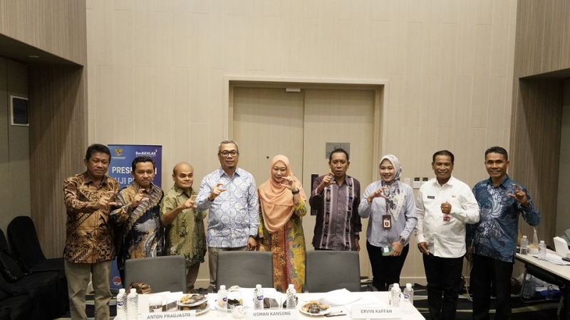 UNP Tunjukkan Inovasi Keterbukaan Informasi pada Tahap Presentasi Uji Publik Monev KIP 2024