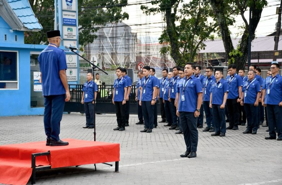 Upacara Bendera Perumda AM Kota Padang, Dirut :Tawuran, Pinjol dan Judi Online, Membahayakan!