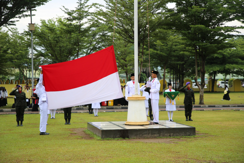 Upacara Hari Kesaktian Pancasila di UNP: Bersama Wujudkan Indonesia Emas