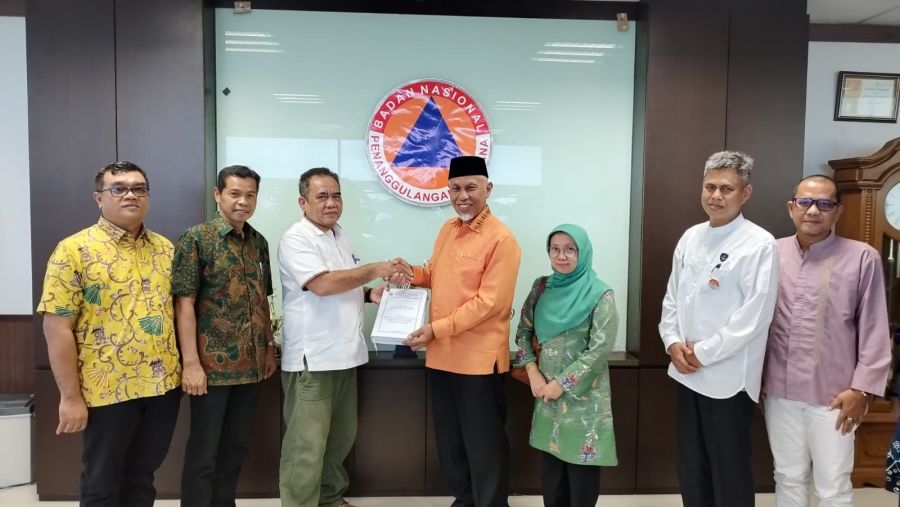 Upayakan Percepatan Penanganan Bencana di Sumbar, Gubernur Mahyeldi Sambangi BNPB