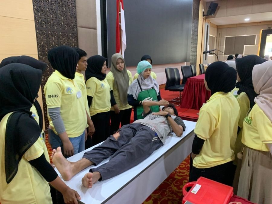 UPT Diklat dan Sertifikasi UNP Gandeng Pusdiklat PKU Muhammadiyah Jakarta Gelar Pelatihan BTCLS