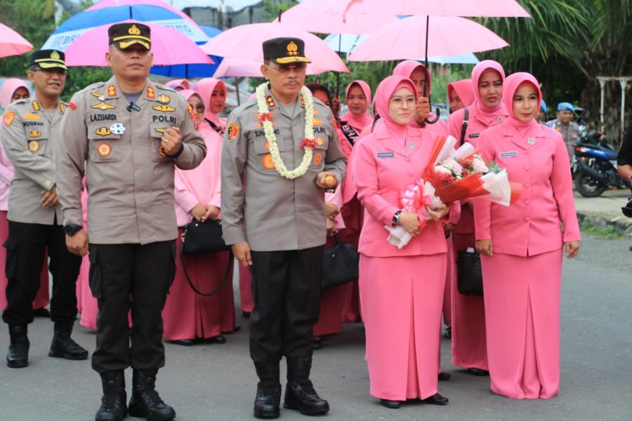 Usai dari Polres Sawahlunto, Kapolda Sumbar kunjungi Polres Sijunjung  