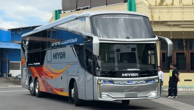 Usung Volvo B11R, Tiga Armada Grand Ultimate MIYOR Siap Gebrak Rute Sumbar–Jabodetabek