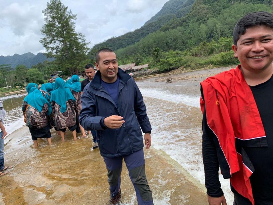 Wagub Audy Bersama Dispar Sumbar Ajak Wisatawan dan Tokoh Nagari Jaga Keasrian Wisata Banda Taram
