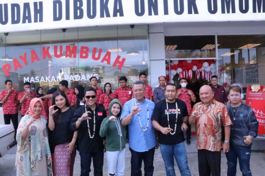 Wagub Audy Resmikan RM Payakumbuh Milik Arief Muhammad