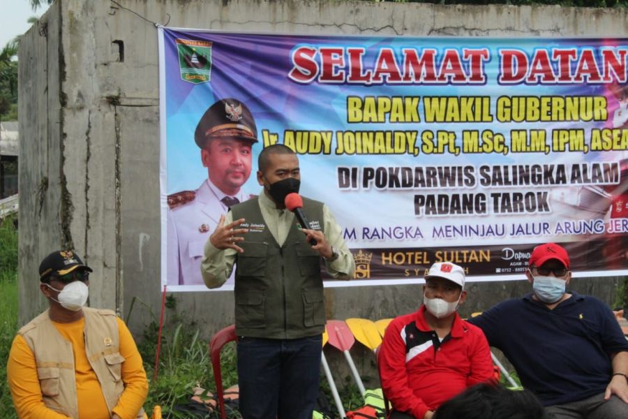 Wagub Audy: Wisatawan akan Memilih Destinasi Wisata yang Capaian Vaksinasinya Tinggi