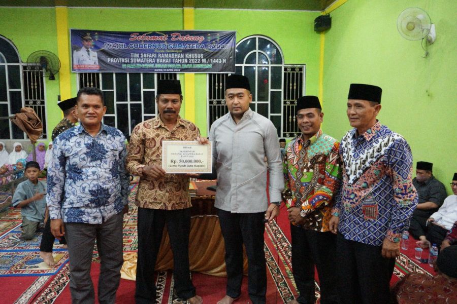 Wagub Sumbar Sebut Pesisir Selatan Miliki Potensi Besat untuk Kembangkan Wisata dan Pertanian