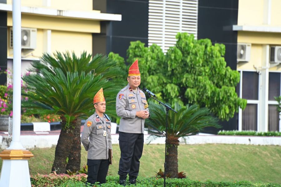 Wakapolda Sumbar Pimpin Apel Pagi, ini Pesannya