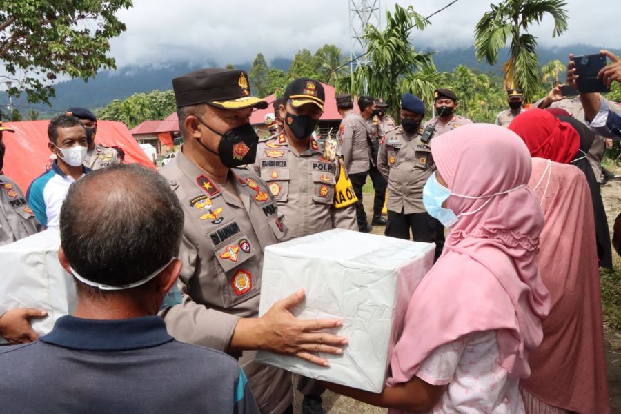 Wakapolda Sumbar Tinjau Lokasi Pengungsi Korban Gempa di Pasaman 