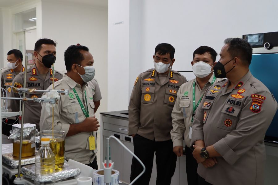 Wakapolda Sumbar Tinjau Pabrik Minyak Goreng PT. Padang Raya Cakrawala Apical Group di Teluk Bayur