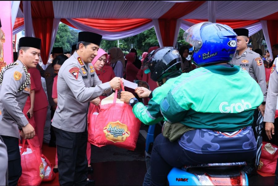 Wakapolri Hadiri Bazar Presisi dan Baksos di Lapangan Bhayangkara