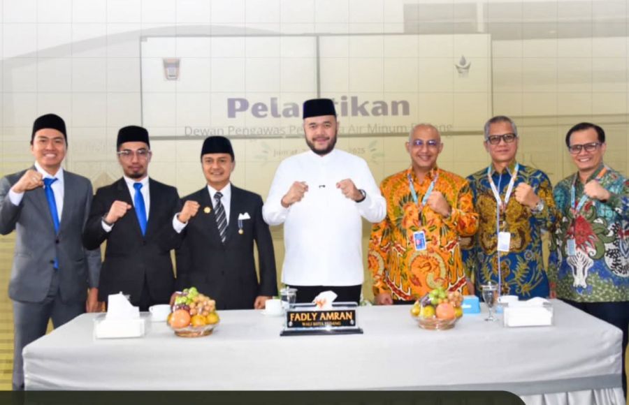 Wako Padang Lantik Tiga Dewas Perumda Air Minum, Tegaskan Perlu Respon Cepat Keluhan Pelanggan