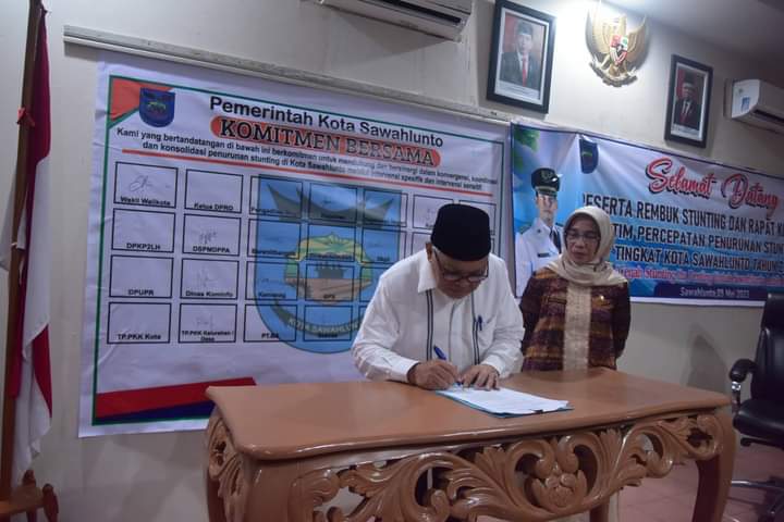 Upaya Turunkan Pravelensi Stunting, Pemko Sawahlunto Tandatangani Kesepakatan Bersama TPPS