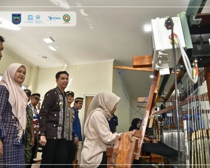 Wali Kota Sawahlunto Resmikan Sentra Tenun Songket Silungkang