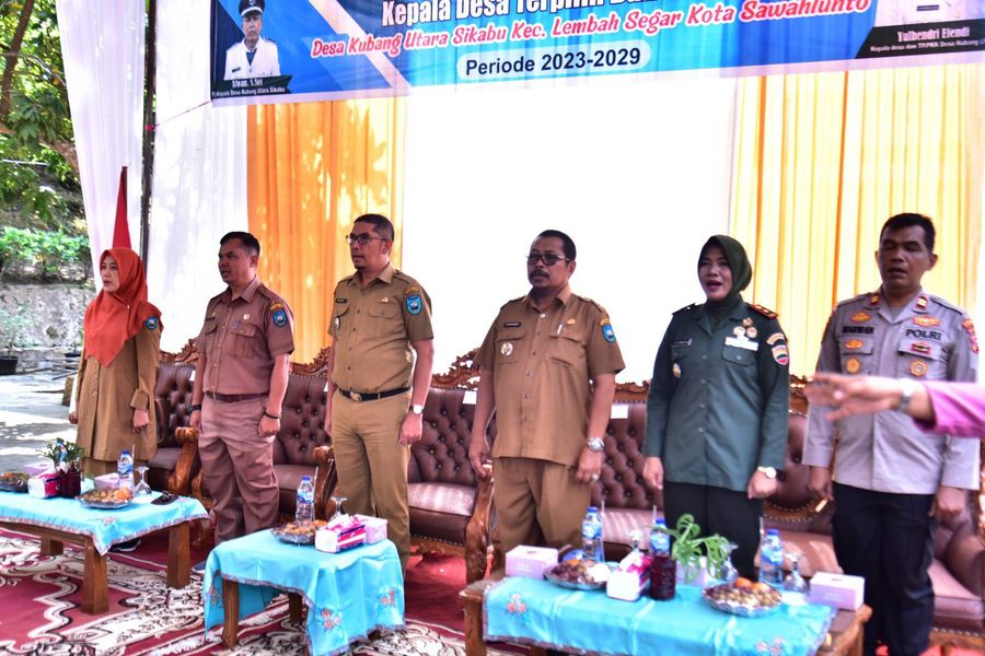 Wali Kota Deri Asta Hadiri Pisah Sambut Pemerintah Desa Kubang Utara Sikabu Kecamatan Lembah Segar
