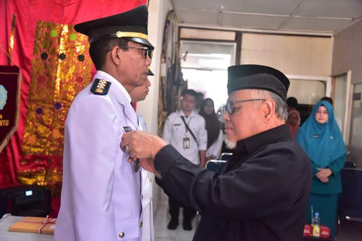 Wawako Zohirin Lantik Camat Talawi, Ucak Hardian