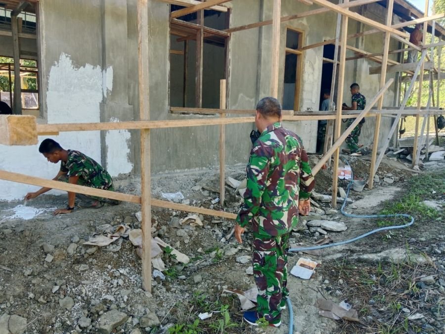 Wujud Kepedulian kepada Umat Satgas Karya Bakti TNI AD Genjot Renovasi Gereja Elbetel