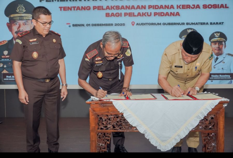 Wujud Sinergi dan Komitmen Bersama Kejati Sumbar dan Pemprov Sumbar MoU Bidang Hukum 