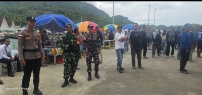 KM Bukit Raya Berangkat ke Pontianak, Babinsa Serasan Perketat Pengamanan