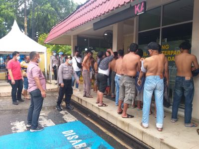 Berantas Aksi Preman, Polisi Amankan 17 Orang yang Melakukan Pungli