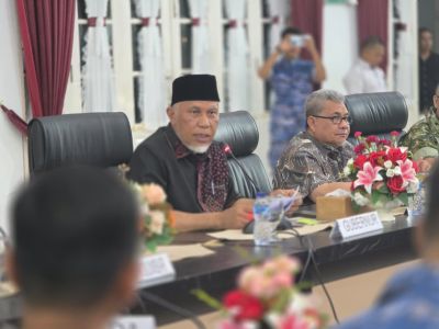 gubernur-sumbar-pimpin-fgd-lintas-instansi-untuk-percepatan-penanganan-infrastruktur-dan-air-bersih