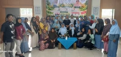 IKWI Riau dan Rumah Sehat Segar Gelar Bakti Sosial, 150 Warga Dapat Layanan Terapi Kesehatan