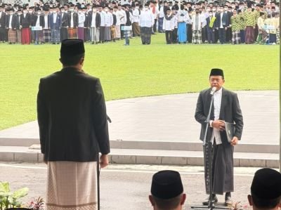 Peringatan Hari Santri Nasional 2026 Sumbar, Prof. Ganefri Bacakan Naskah Resolusi Jihad